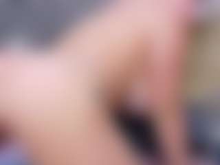 Cuteblondeme's Live Sex Cam Show