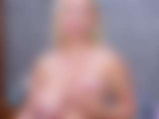 Cuteblondeme's Live Sex Cam Show