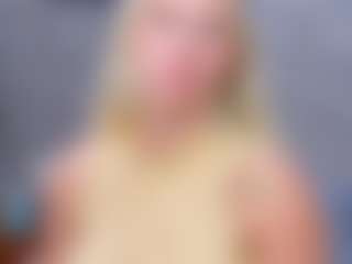 Cuteblondeme's Live Sex Cam Show