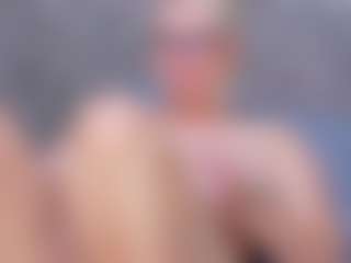 Cuteblondeme's Live Sex Cam Show