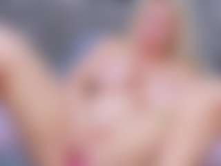 Cuteblondeme's Live Sex Cam Show