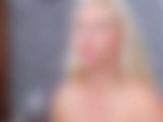 Cuteblondeme's Live Sex Cam Show