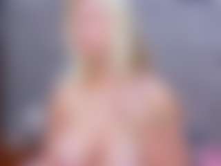 Cuteblondeme's Live Sex Cam Show