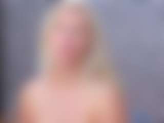 Cuteblondeme's Live Sex Cam Show
