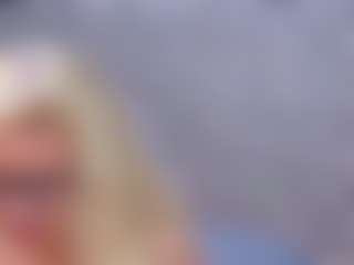 Cuteblondeme's Live Sex Cam Show