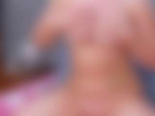 Cuteblondeme's Live Sex Cam Show