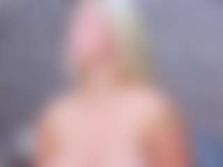 Live cam show with Cuteblondeme - Lush Blonde Hair on Camsoda