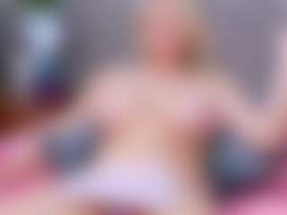 Cuteblondeme's Live Sex Cam Show