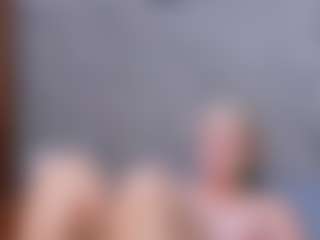 Cuteblondeme's Live Sex Cam Show