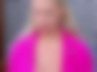 Live cam show with Cuteblondeme - Blonde Hair Curvy on Gym Cam Girls