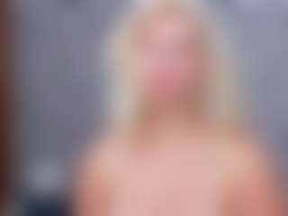 Cuteblondeme's Live Sex Cam Show