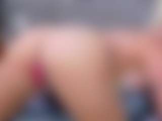 Cuteblondeme's Live Sex Cam Show