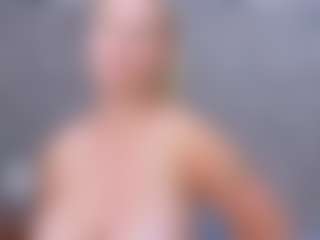 Cuteblondeme's Live Sex Cam Show