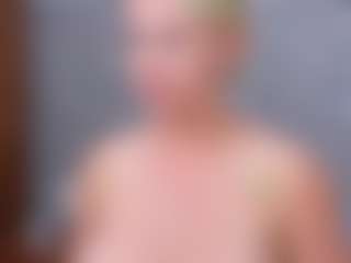 Cuteblondeme's Live Sex Cam Show