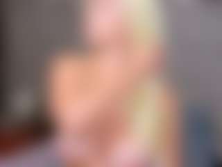 Live cam show with Cuteblondeme - Bedroom Blonde Hair on Camsoda