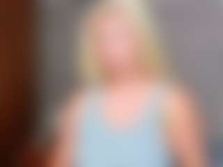Cuteblondeme's Live Sex Cam Show