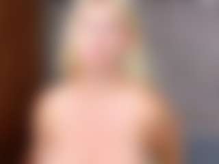 Cuteblondeme's Live Sex Cam Show