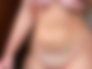 Cuteblondeme's Live Sex Cam Show