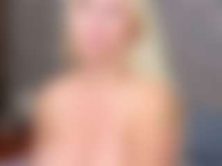 Cuteblondeme's Live Sex Cam Show