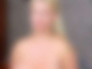 Cuteblondeme's Live Sex Cam Show