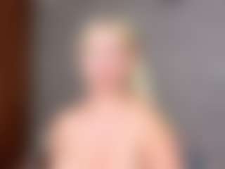 Cuteblondeme's Live Sex Cam Show