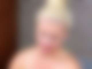 Cuteblondeme's Live Sex Cam Show