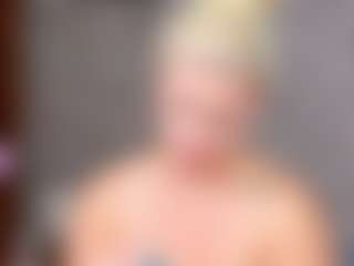 Live cam show with Cuteblondeme - Blonde Hair Shaved Pussy on sexylive.show