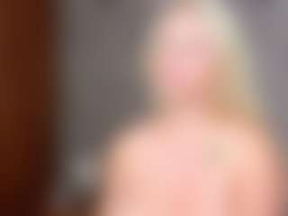 Cuteblondeme's Live Sex Cam Show