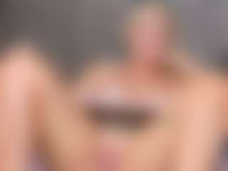 Cuteblondeme's Live Sex Cam Show