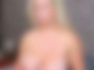 Cuteblondeme's Live Sex Cam Show
