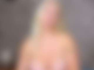 Cuteblondeme's Live Sex Cam Show
