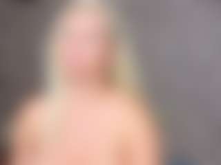 Cuteblondeme's Live Sex Cam Show