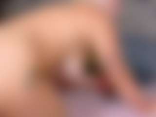 Cuteblondeme's Live Sex Cam Show