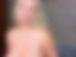 Cuteblondeme's Live Sex Cam Show