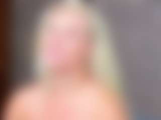 Live cam show with Cuteblondeme - Blonde Hair HD on Camsoda