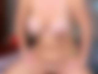 Live cam show with Cuteblondeme - Tittyfuck on Camsoda