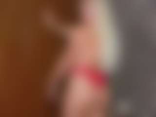 Cuteblondeme's Live Sex Cam Show