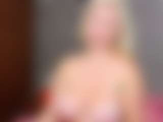 Live cam show with Cuteblondeme - Lush on Camsoda