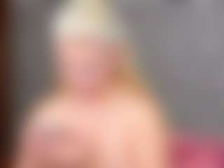 Live cam show with Cuteblondeme - Blonde Hair Dildo on Camsoda