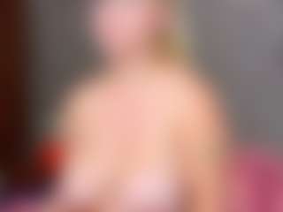 Cuteblondeme's Live Sex Cam Show