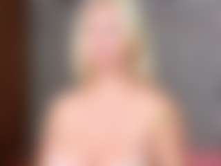 Cuteblondeme's Live Sex Cam Show