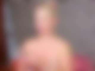 Cuteblondeme's Live Sex Cam Show
