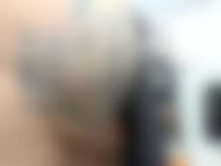 fallooon MILF webcam performer live streaming