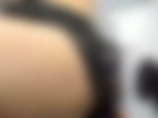 fallooon MILF webcam performer live streaming