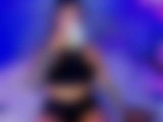 Live cam show with kim-sttone - Small Tits on MyBangCams