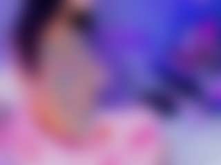 Live cam show with kim-sttone - Curvy on live18s.com