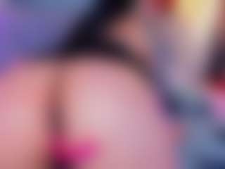 Live cam show with kim-sttone - Italian on CamClone | colombia