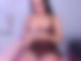 sara-rouge's Live Sex Cam Show