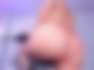 sara-rouge's Live Sex Cam Show