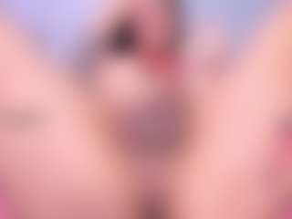 sara-rouge's Live Sex Cam Show